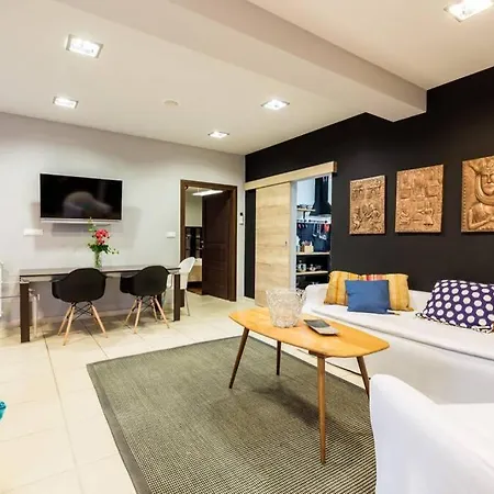 Lidija Tatil Evi